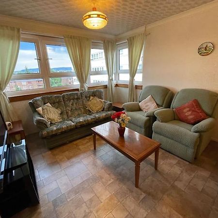 West End Hidden Gem - Modern 2-Bedroom Apartment With Residents Patio グラスゴー エクステリア 写真